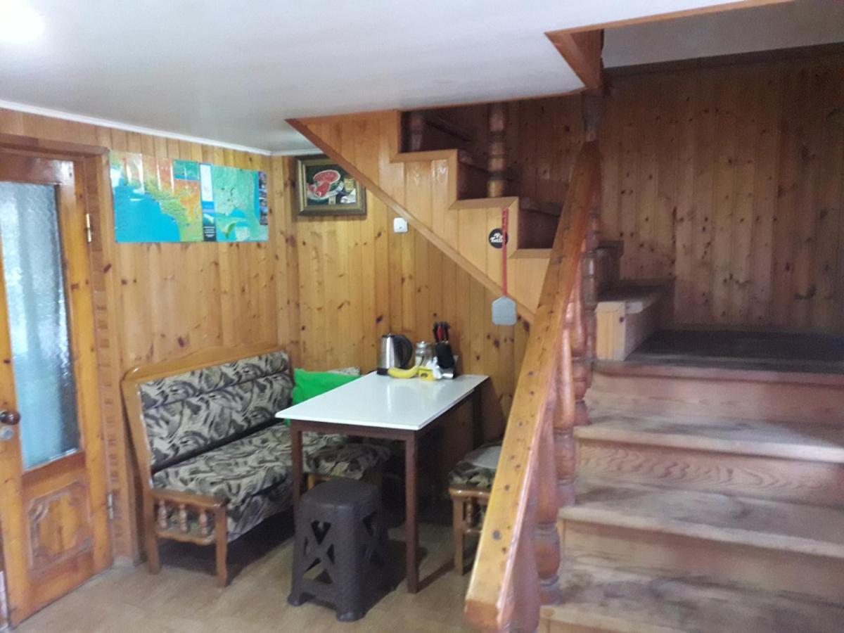 Guest House Polnaya Chasha Ochamchira Exterior photo