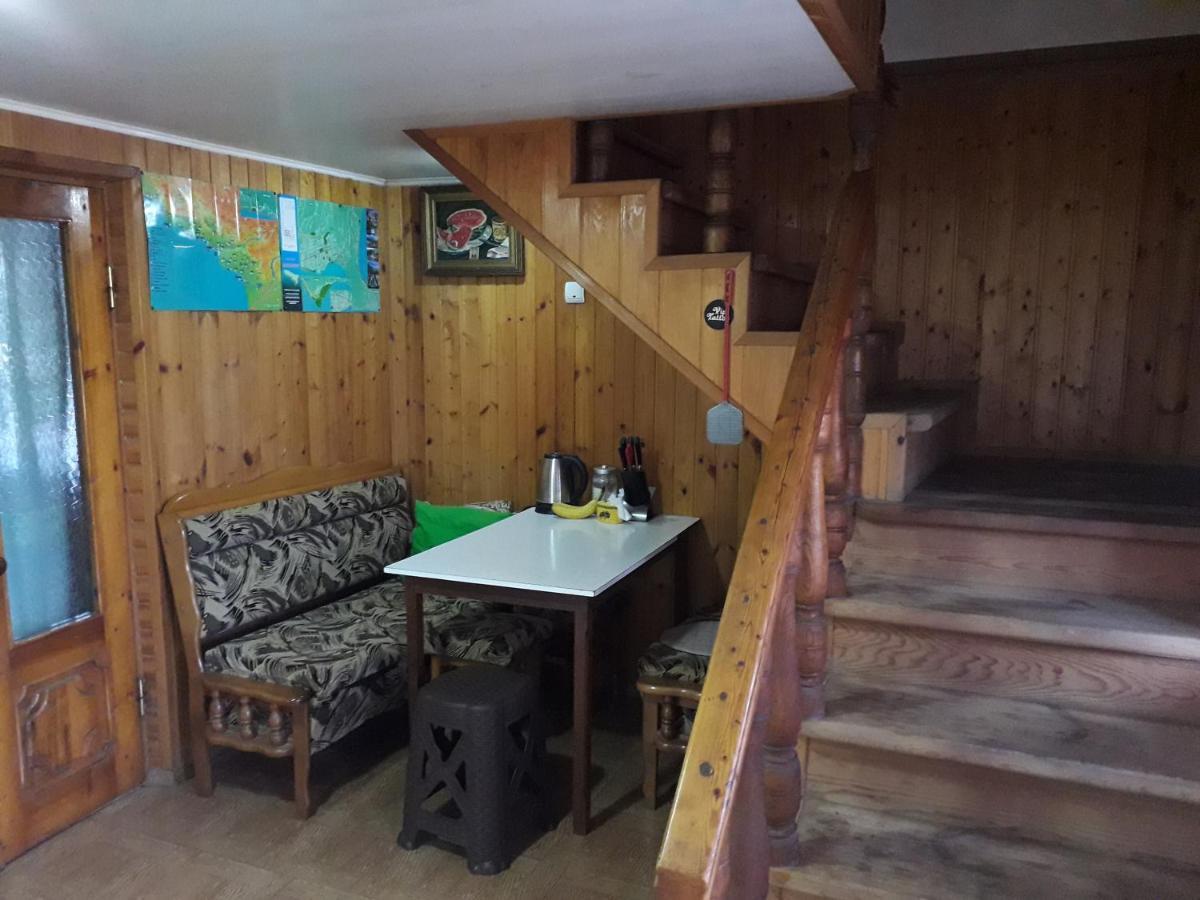 Guest House Polnaya Chasha Ochamchira Exterior photo