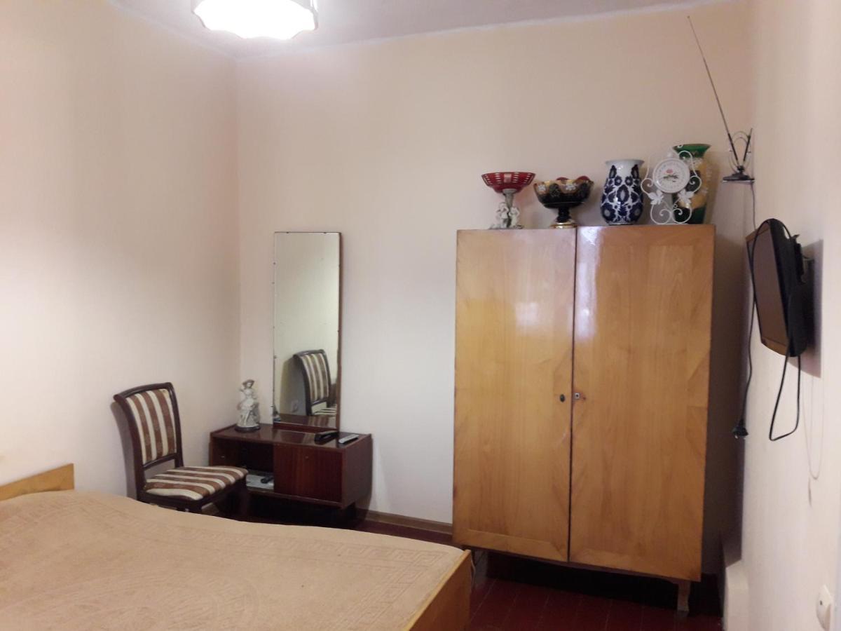 Guest House Polnaya Chasha Ochamchira Exterior photo